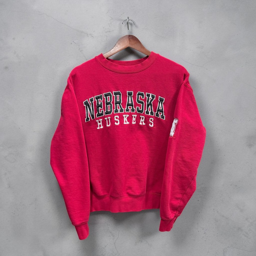Stadium Athletics Nebraska Huskers Sweatshirt Mens Medium Red Crewneck NCAA y2k